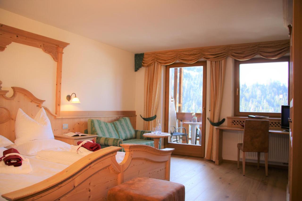Hotel Alpenrose Dolomites لا فالي المظهر الخارجي الصورة