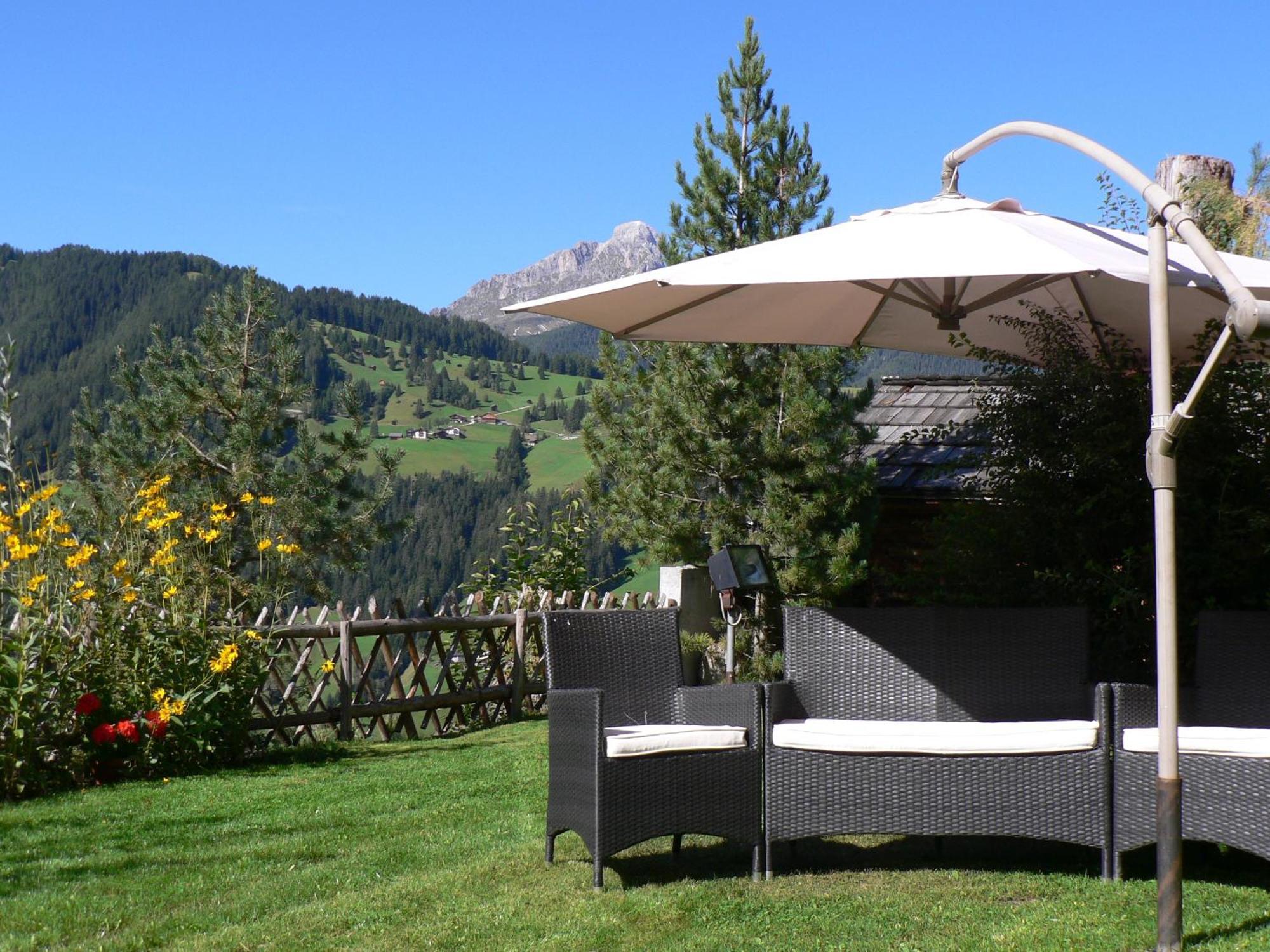 Hotel Alpenrose Dolomites لا فالي المظهر الخارجي الصورة