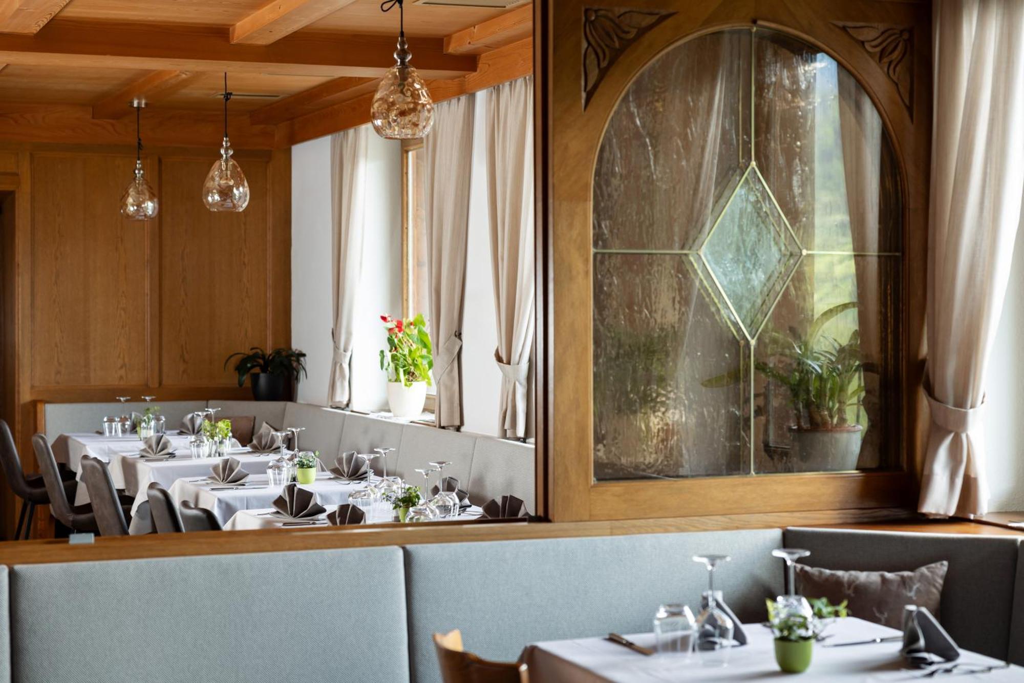 Hotel Alpenrose Dolomites لا فالي المظهر الخارجي الصورة