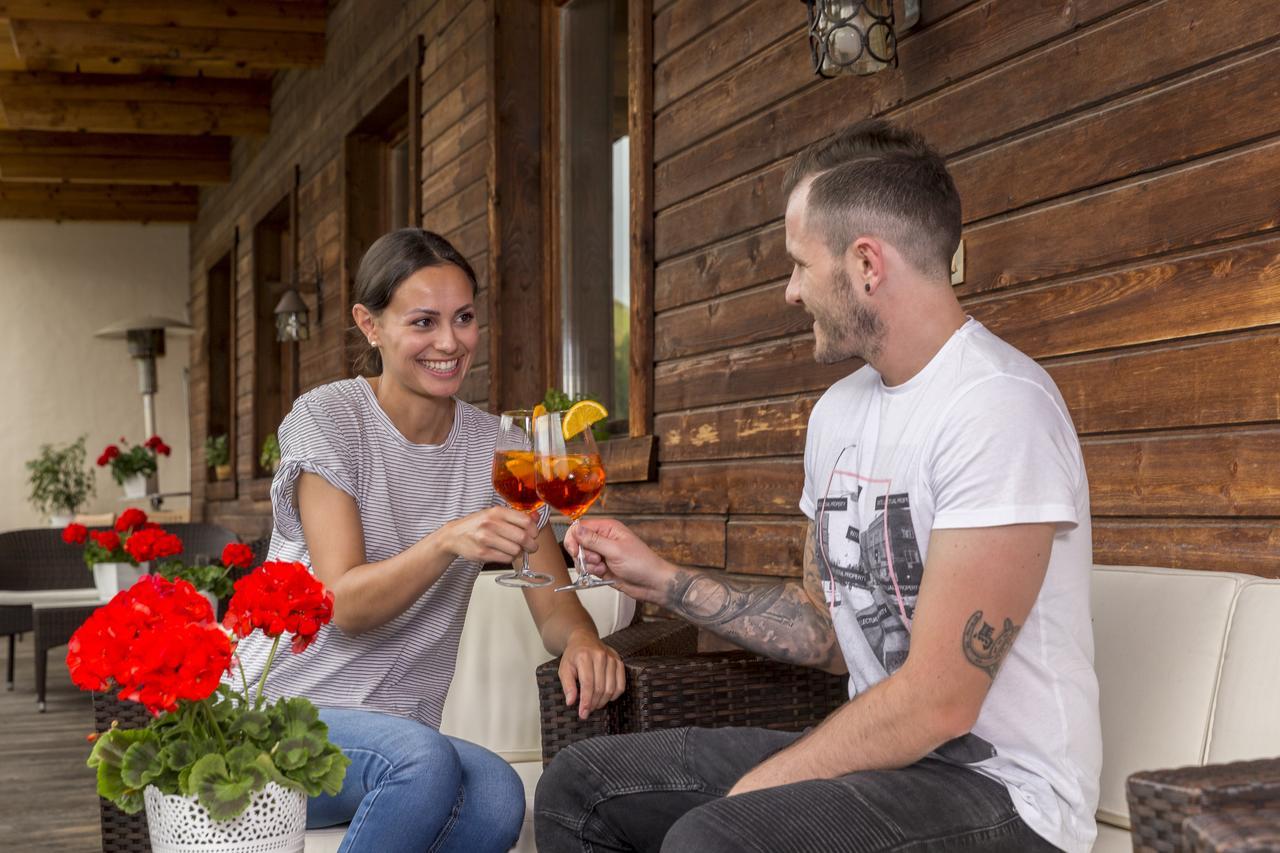 Hotel Alpenrose Dolomites لا فالي المظهر الخارجي الصورة